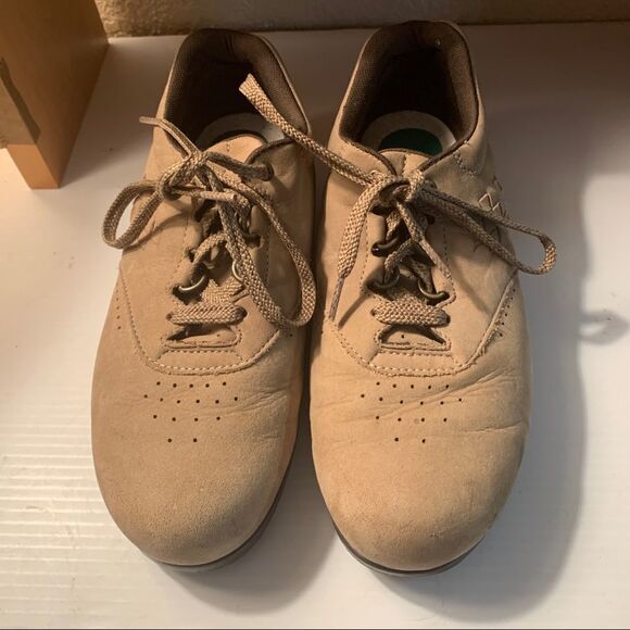 SAS Tree Time Brown Lace Up Suede Comfort Shoes - Picture 1 of 9
